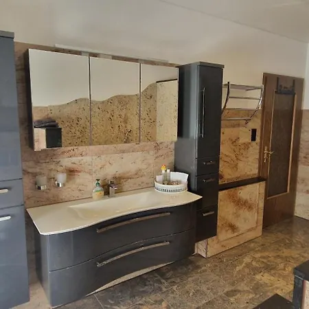 Apartman Lesenest