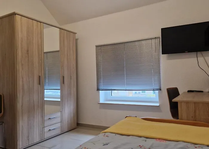 Apartment Lesenest