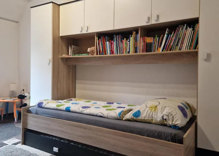 Lesenest Apartment *
